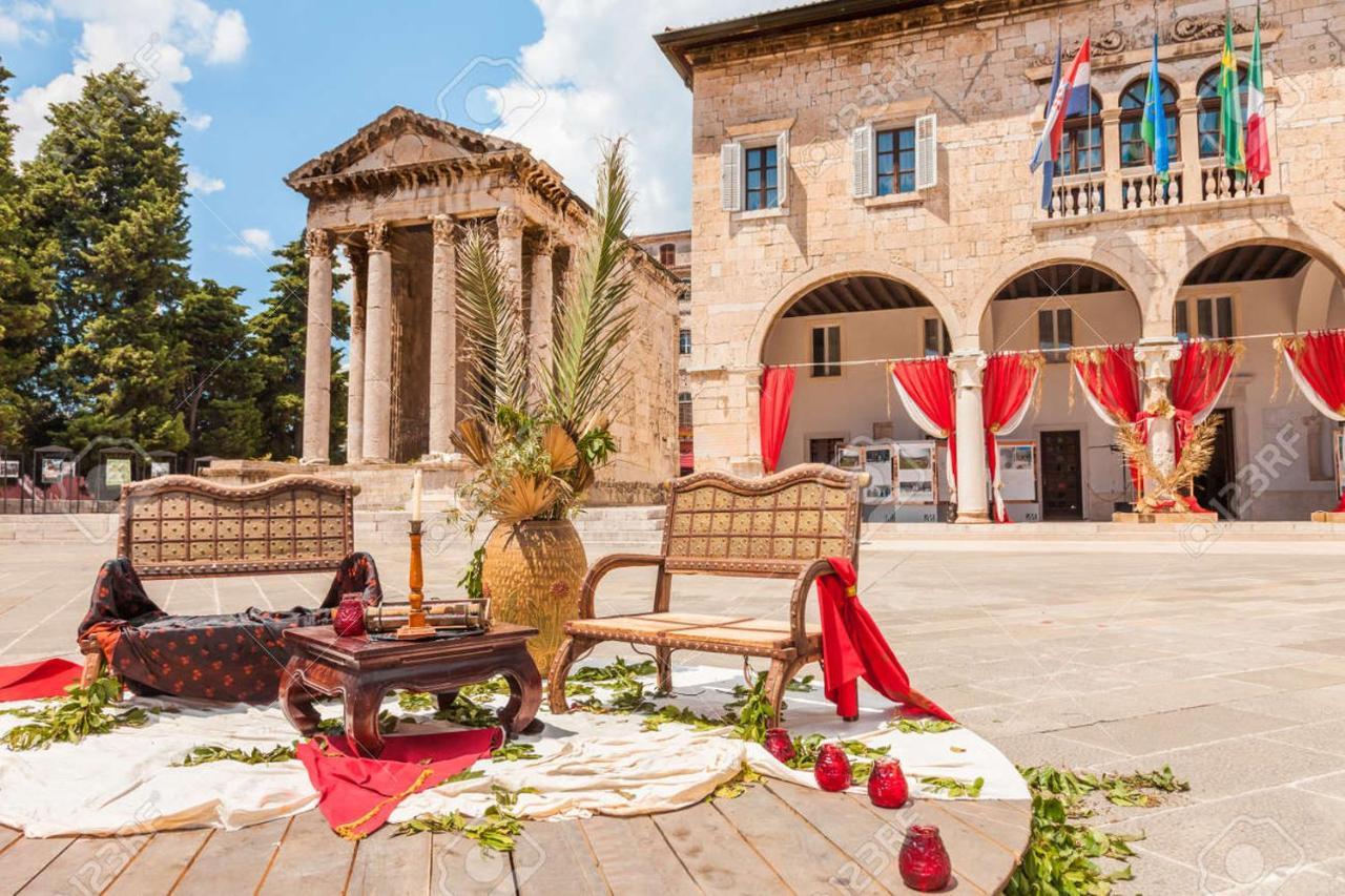 Domus Maximus Apartment Pula Exterior photo